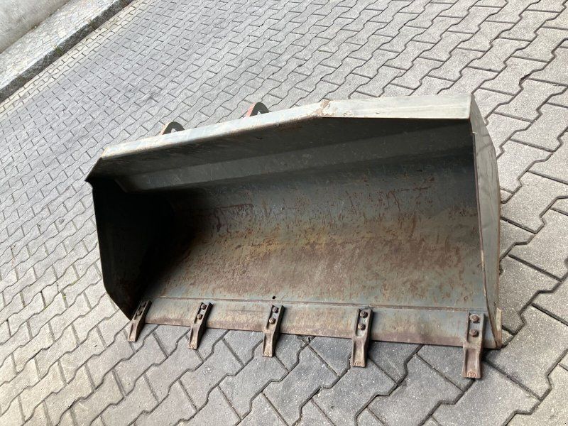 Erdschaufel 1400mm Kramer