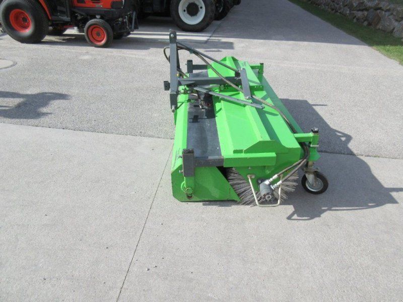 Kehrmaschine BEMA AGRAR 2300 mit SW