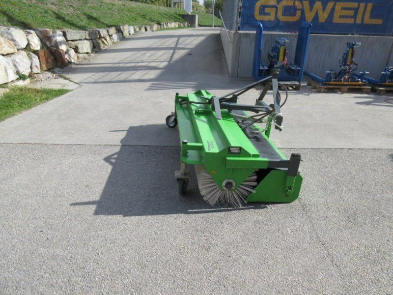 Kehrmaschine BEMA AGRAR 2300 mit SW