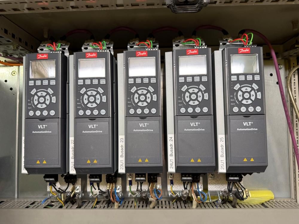 Control cabinet