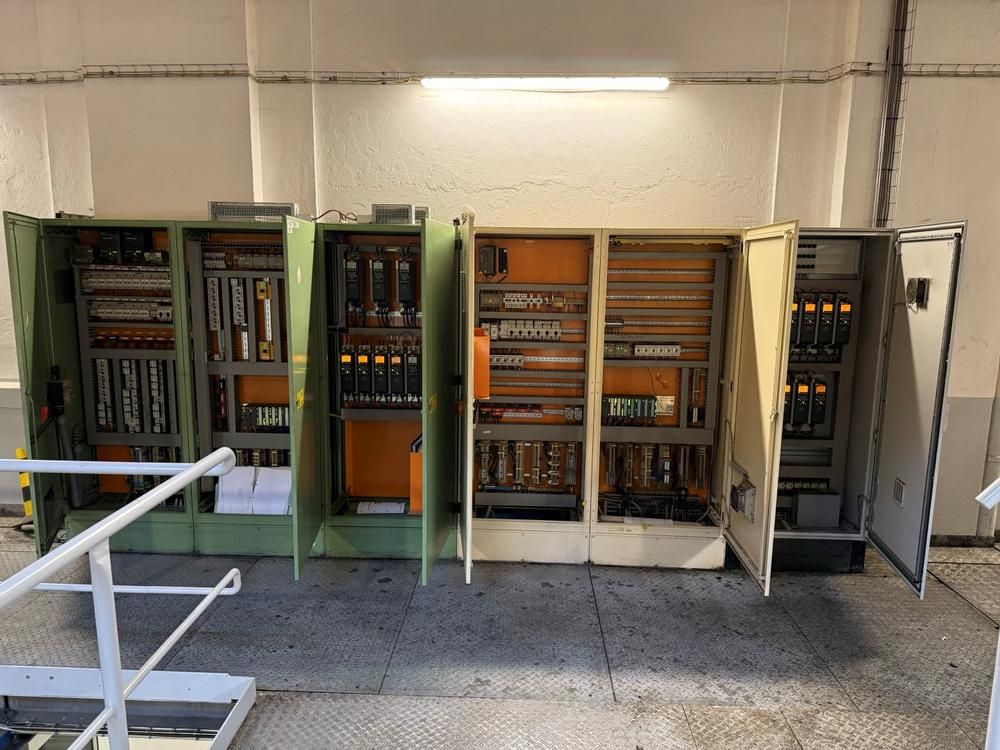 Control cabinet