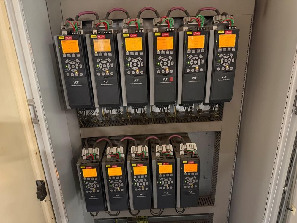 Control cabinet