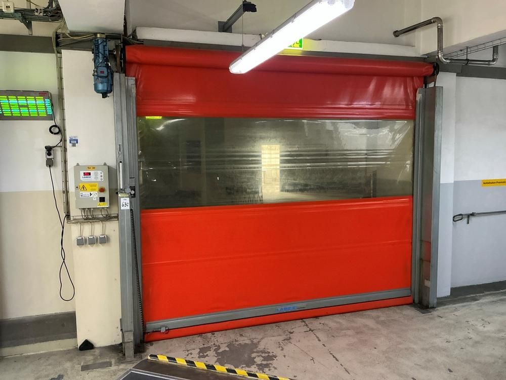2002 Labex 1300 High speed shutter door