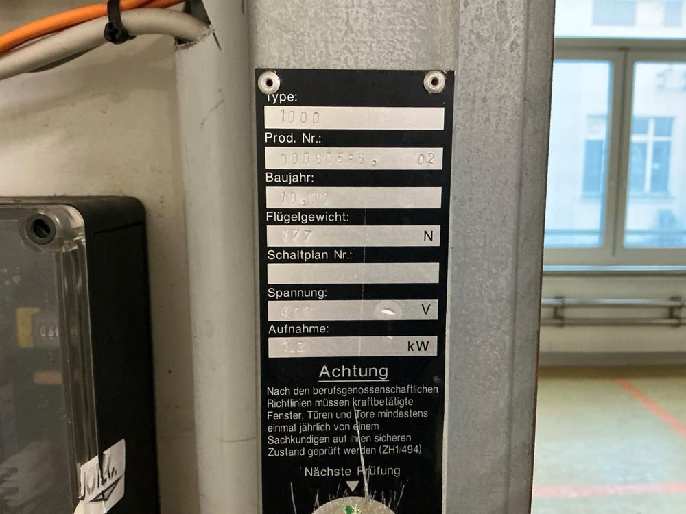 2000 Labex 1000 High speed shutter door