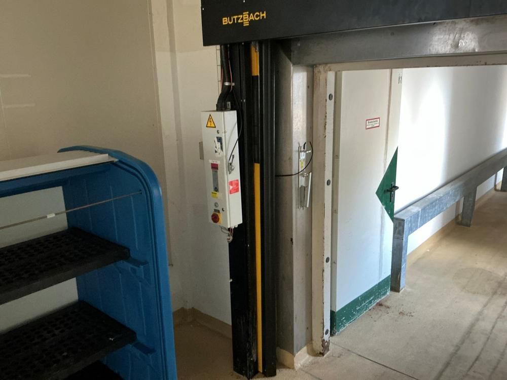 2008 ButzBach 5000 High speed shutter door