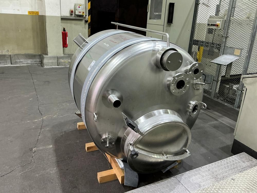 S/S torage tank