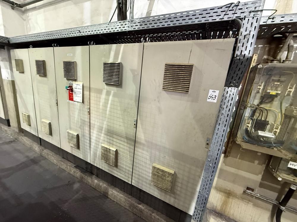 Control cabinet