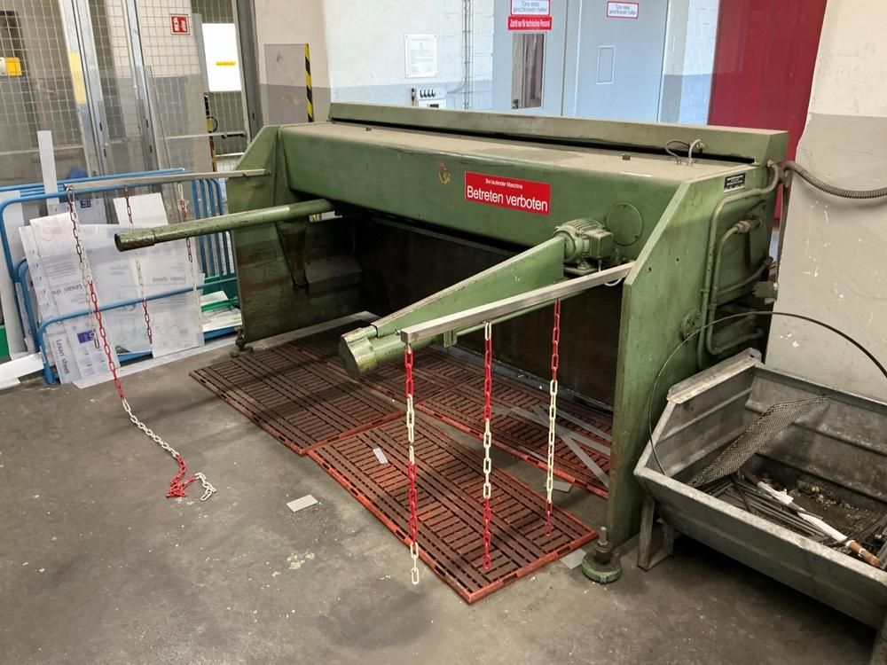 Weinbrenner TS 4 Guillotine shear