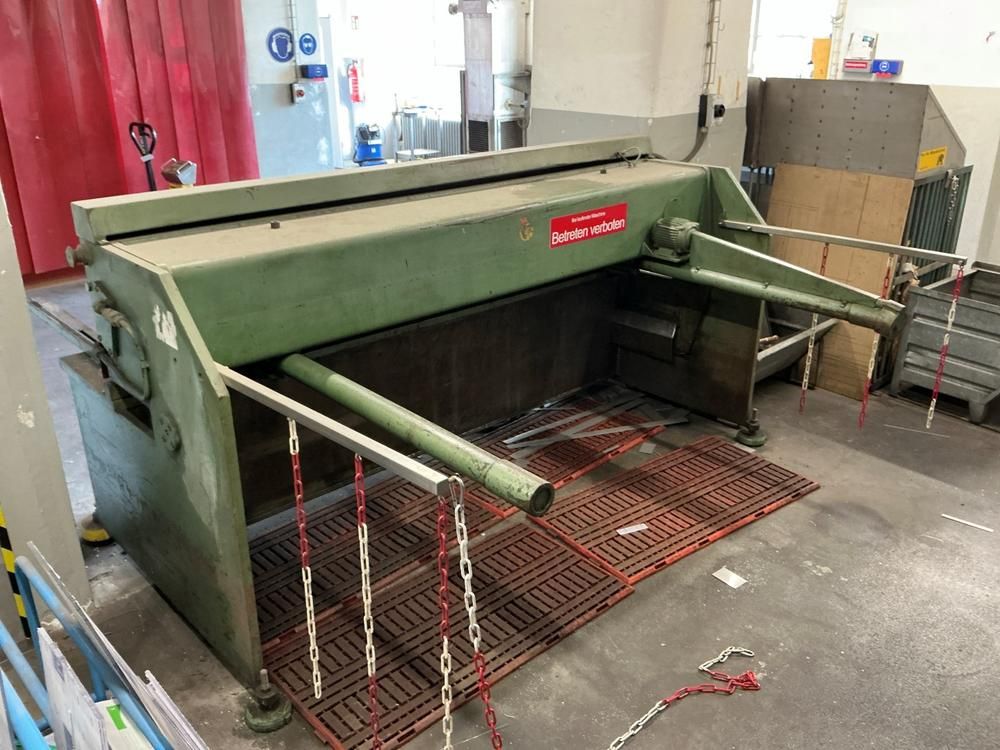 Weinbrenner TS 4 Guillotine shear