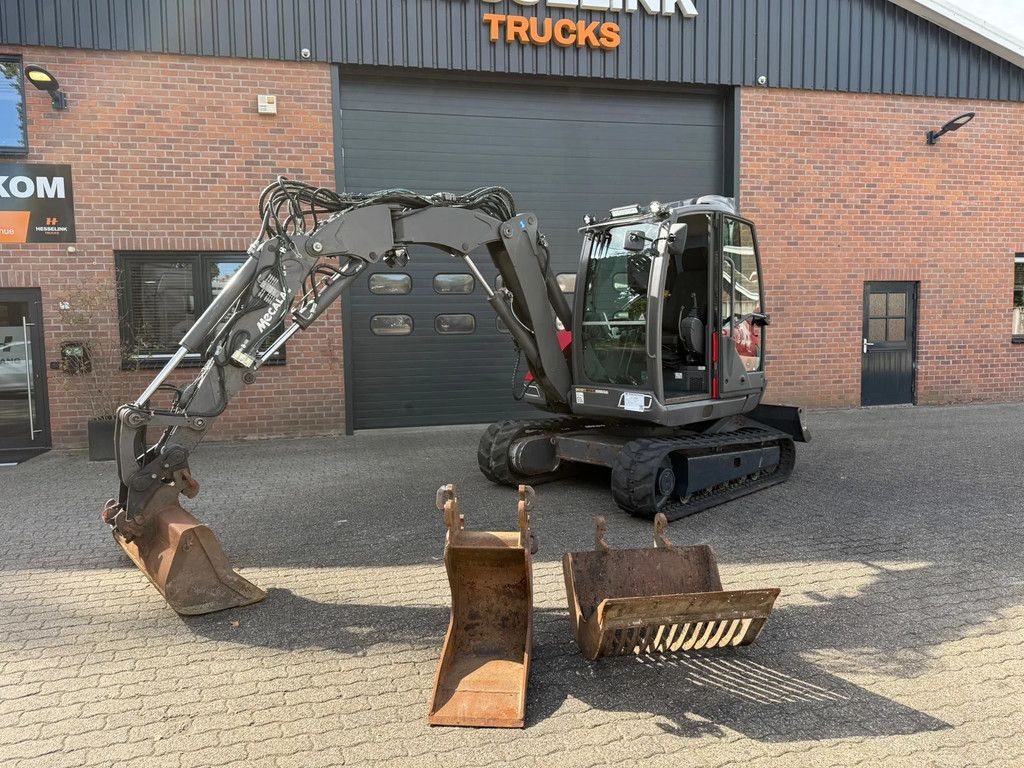 Mecalac 6 MCR Snelwissel, 3 bakken, 3 voudige zijgiek