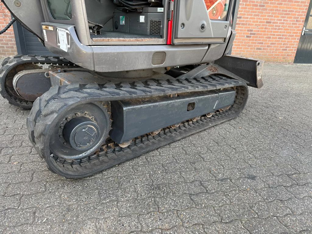 Mecalac 6 MCR Snelwissel, 3 bakken, 3 voudige zijgiek