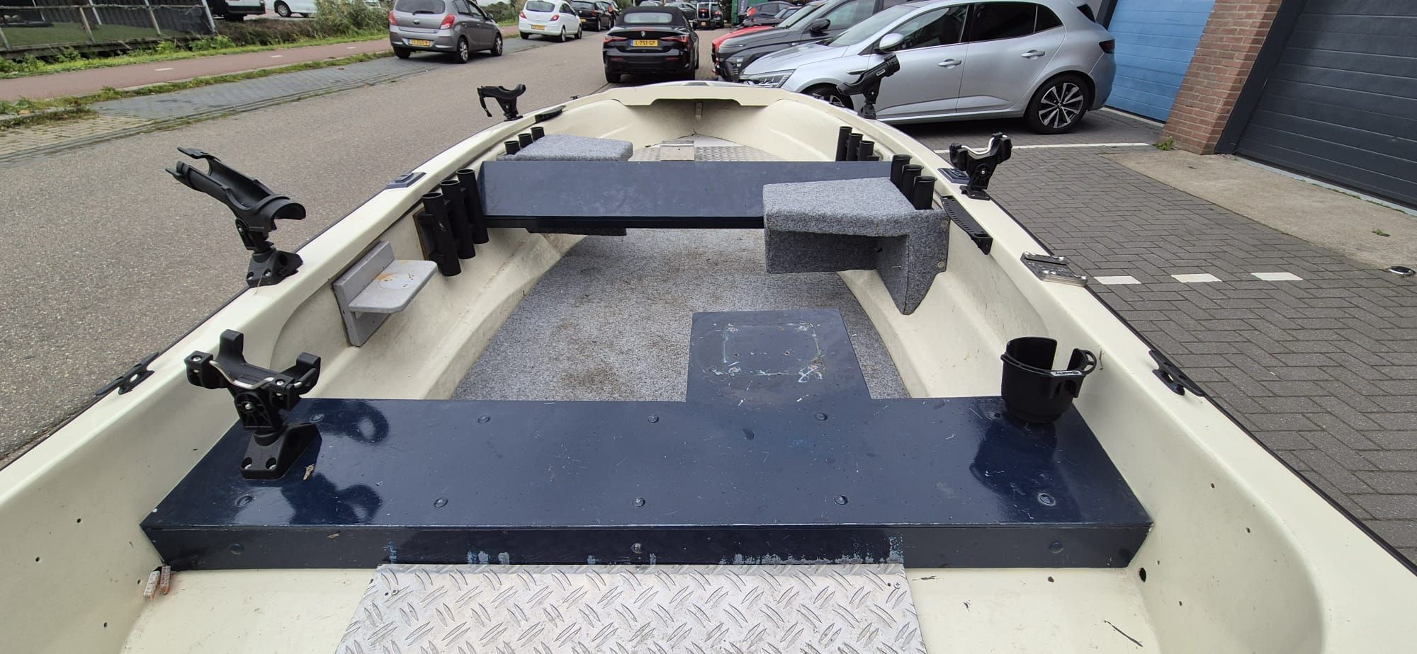 Nette Vissersboot polyester SPRO