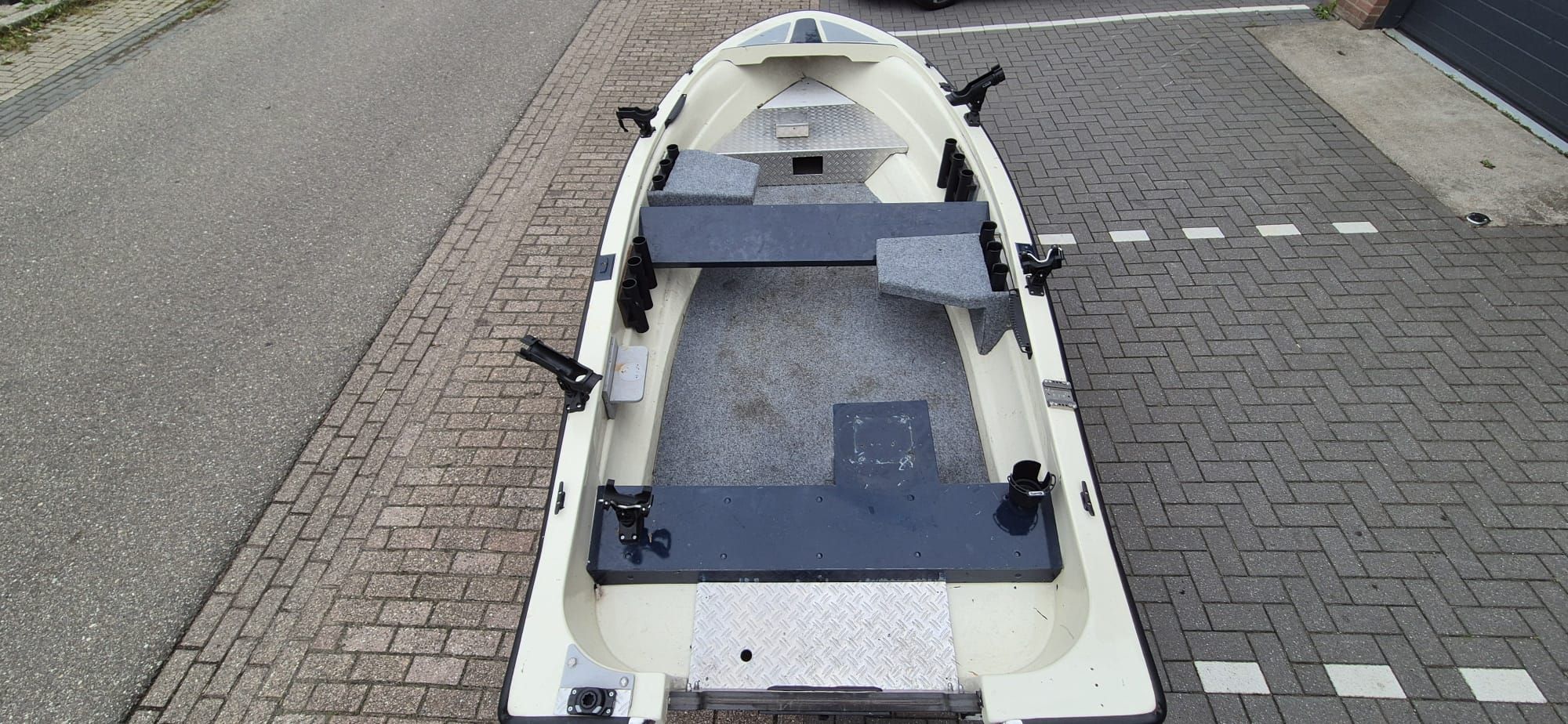 Nette Vissersboot polyester SPRO