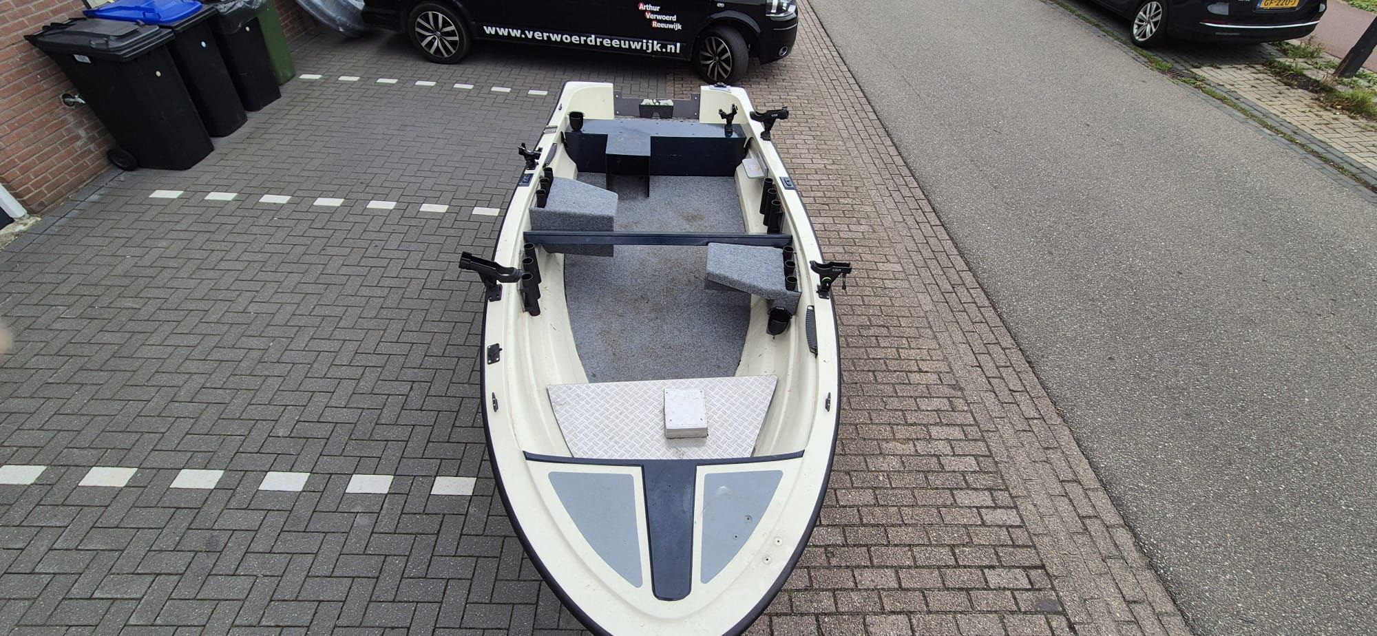 Nette Vissersboot polyester SPRO