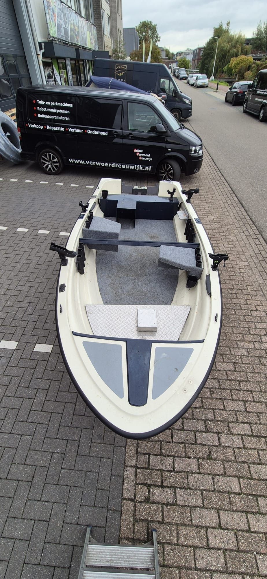 Nette Vissersboot polyester SPRO