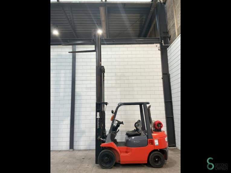 Forklifts LPG Toyota 7FGF25 2000