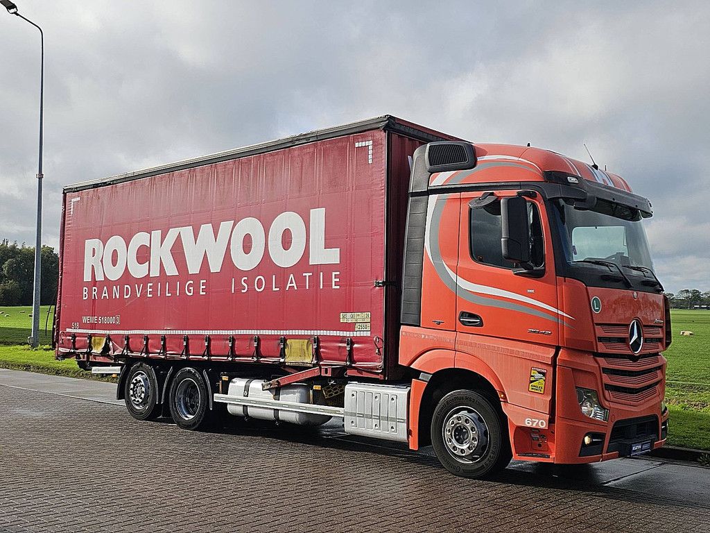 MERCEDES-BENZ ACTROS 2642