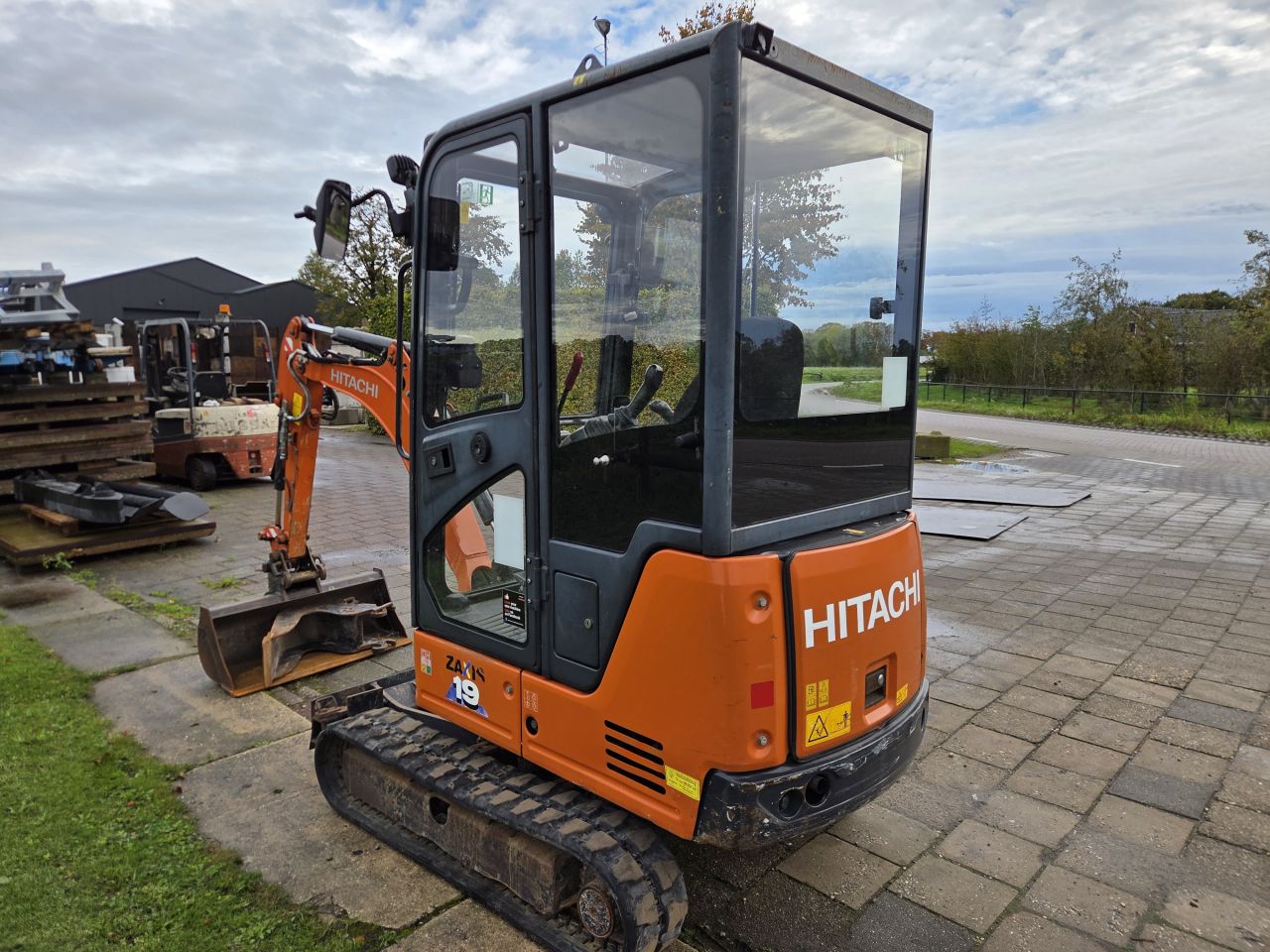 Hitachi ZX19-6 CR (2020) minigraver