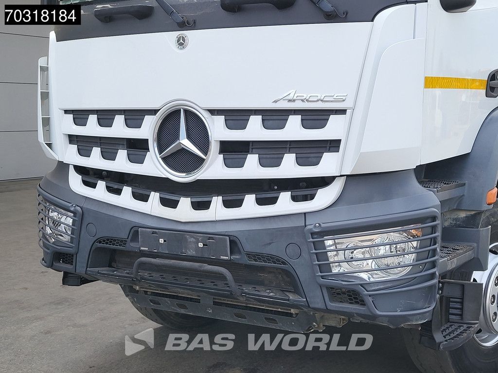 Mercedes Arocs 3243 8X4 16m3 tipper Full Steel suspension Big-Axle Automatic Euro 6