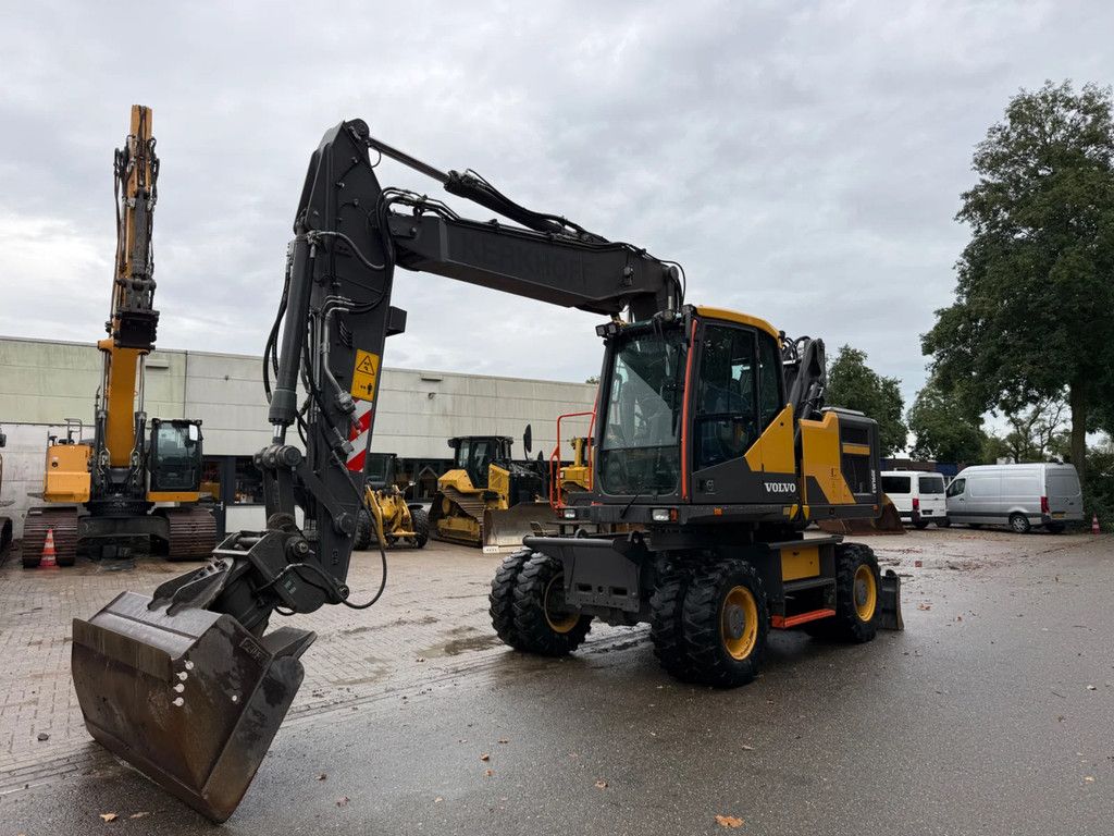 Volvo EW160E