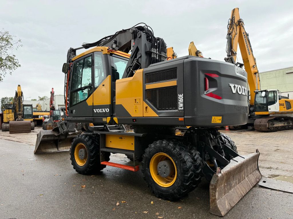 Volvo EW160E