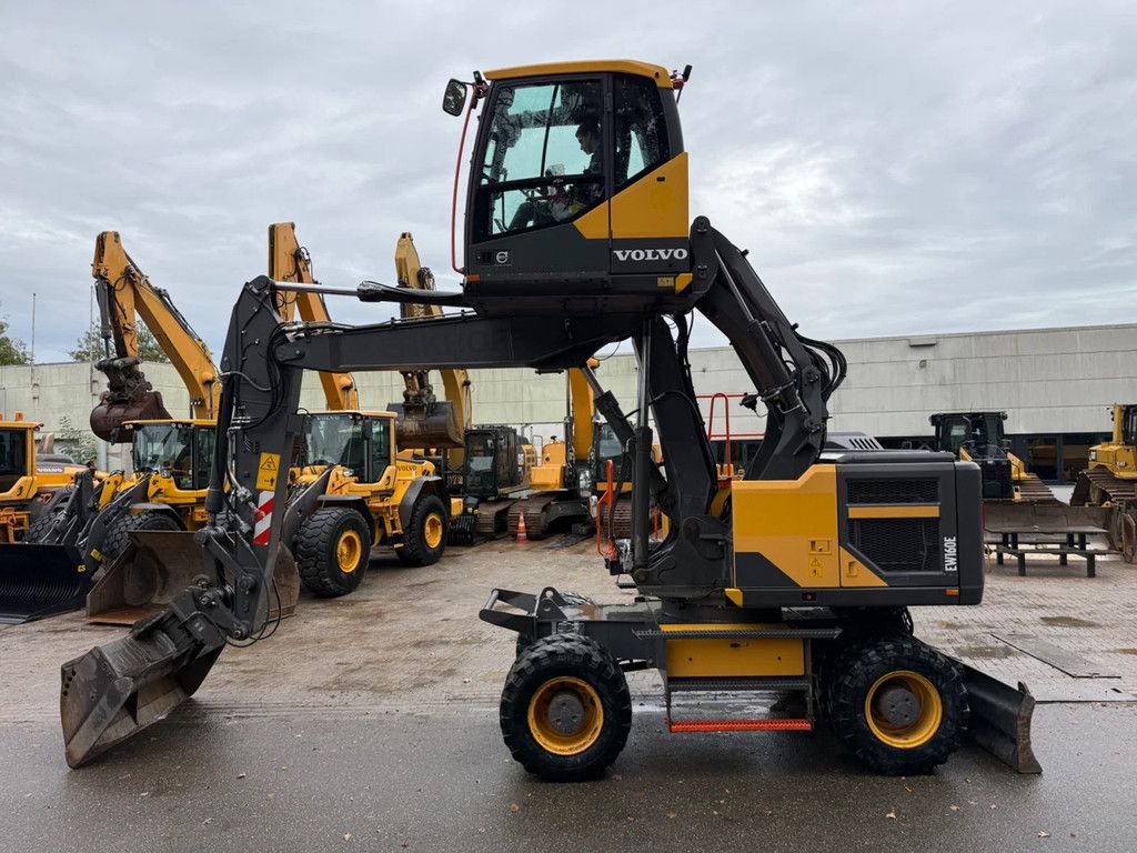Volvo EW160E