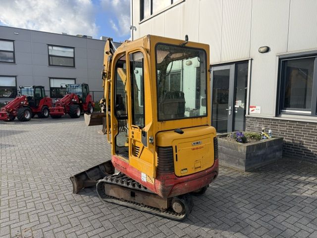 Takeuchi TB016 bj05 1.7T Minigraver Minikraan