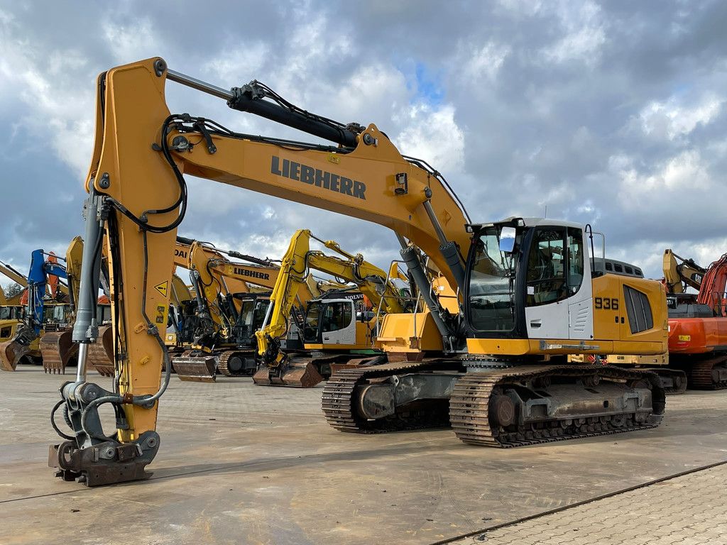 Liebherr R936NLC