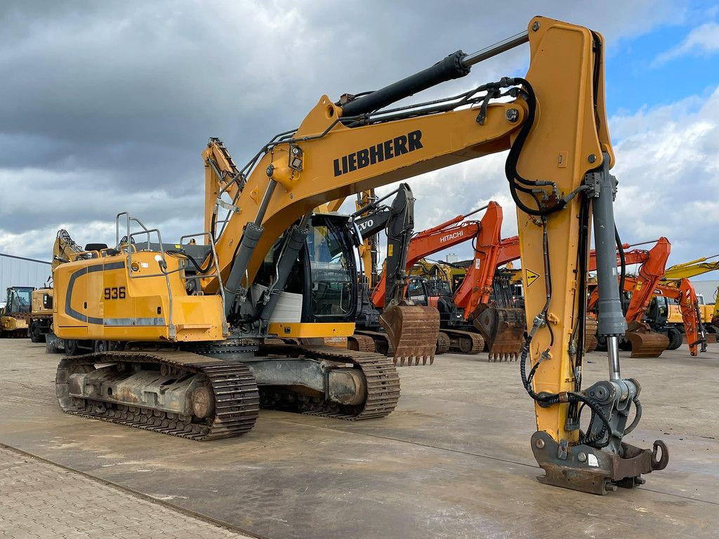 Liebherr R936NLC