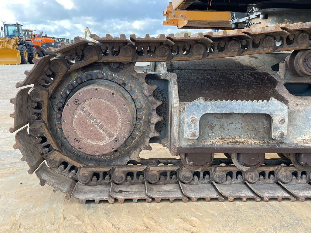 Liebherr R936NLC