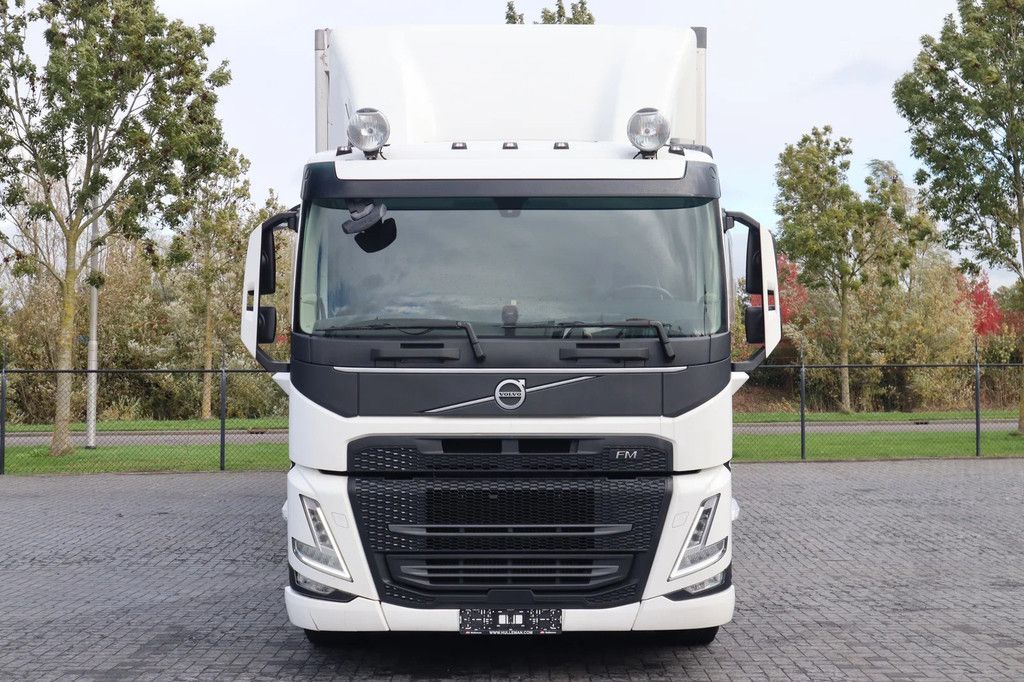 Volvo FM 380 6X2 | INSULATED + HEATING | 9.80 M BOX | EURO 6