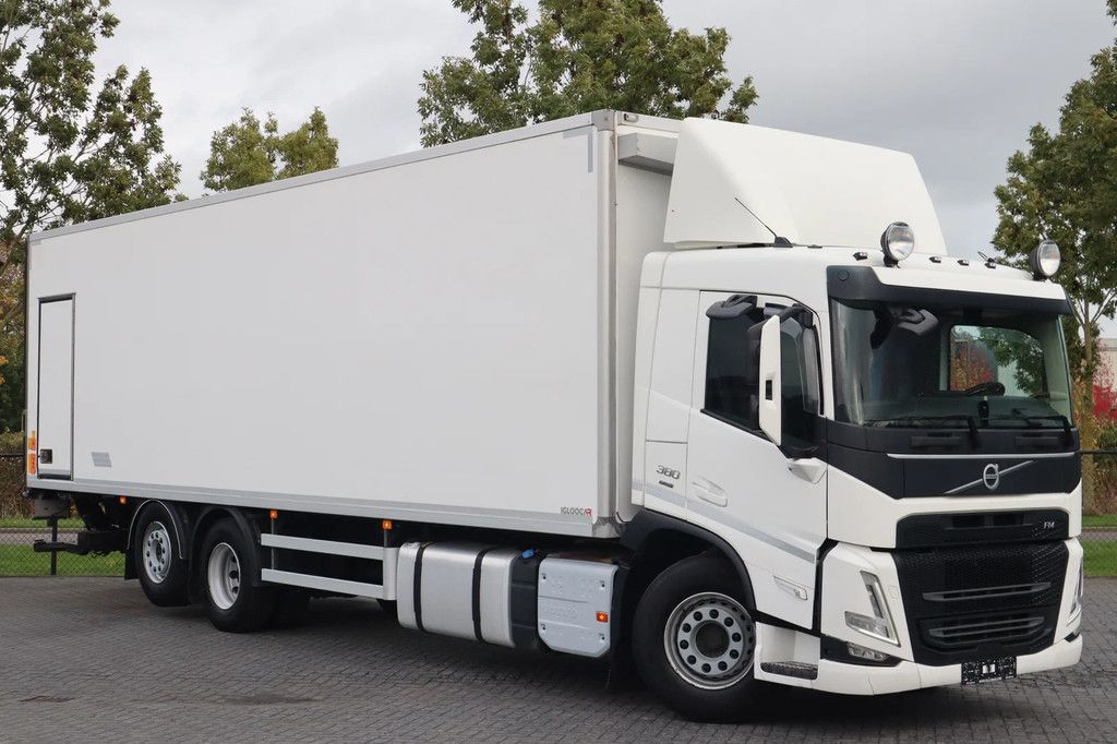 Volvo FM 380 6X2 | INSULATED + HEATING | 9.80 M BOX | EURO 6