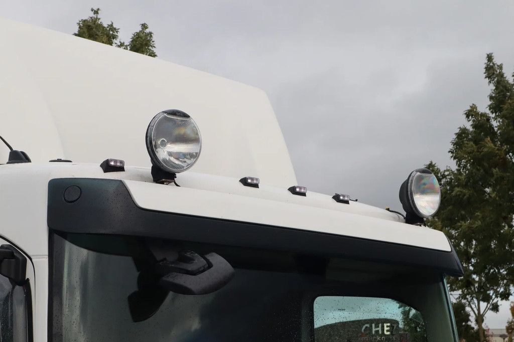 Volvo FM 380 6X2 | INSULATED + HEATING | 9.80 M BOX | EURO 6