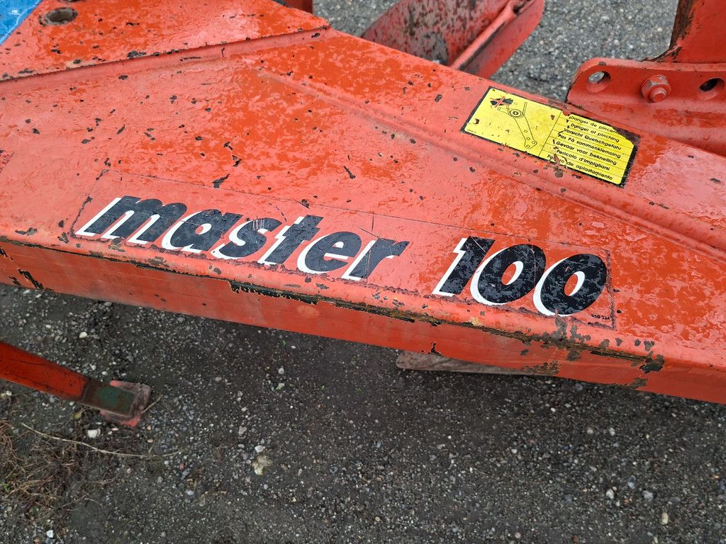 Kuhn Master 100 4/5 schaar ploeg