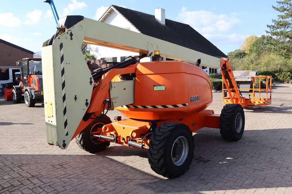 Knikarmhoogwerker JLG 600AJ Diesel 230kg 20.4m 2003