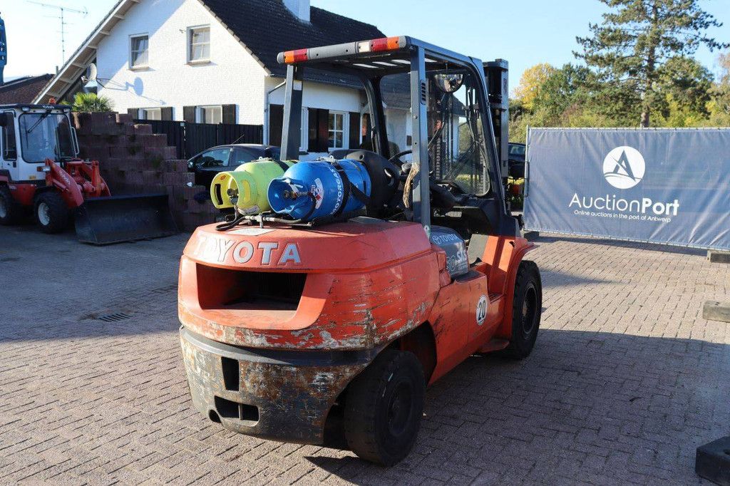 Heftruck Toyota 02-7FG45 LPG 5000kg 5.5m 2011