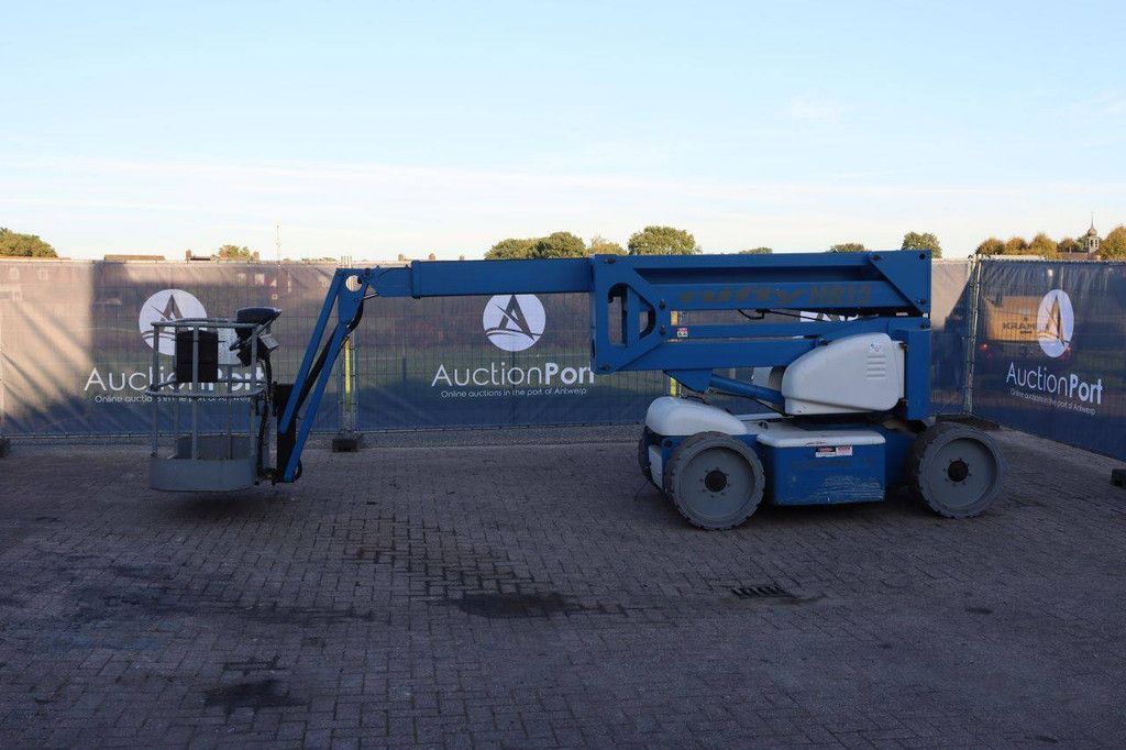 Niftylift HR15 NDE Articulated Boom Lift Electric+Diesel 225kg 15.6m 2007