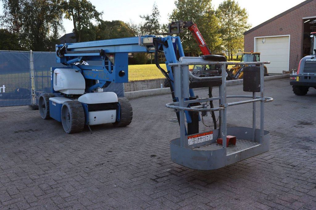 Niftylift HR15 NDE Articulated Boom Lift Electric+Diesel 225kg 15.6m 2007