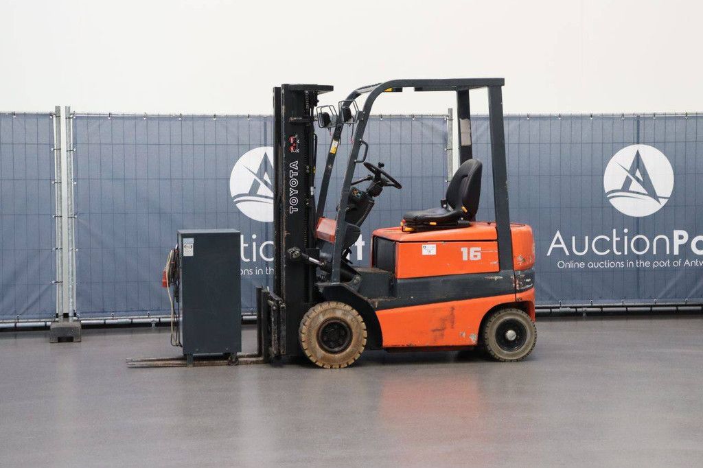 Toyota FBFMF16 Elektrogabelstapler 1600 kg 4,7 m 2001
