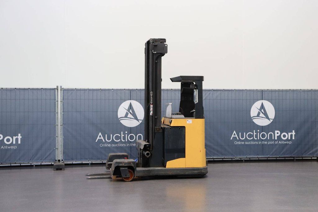 Atlet UFS250 Electric Reach Truck 2500kg 6.35m 2010