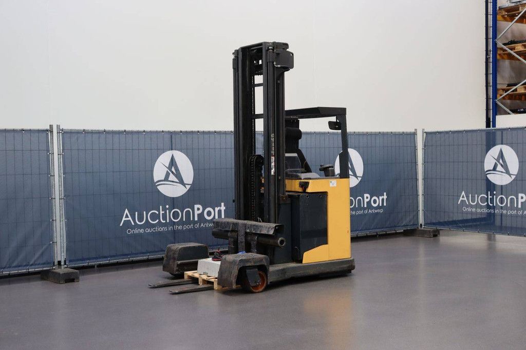 Atlet UFS250 Electric Reach Truck 2500kg 6.35m 2010