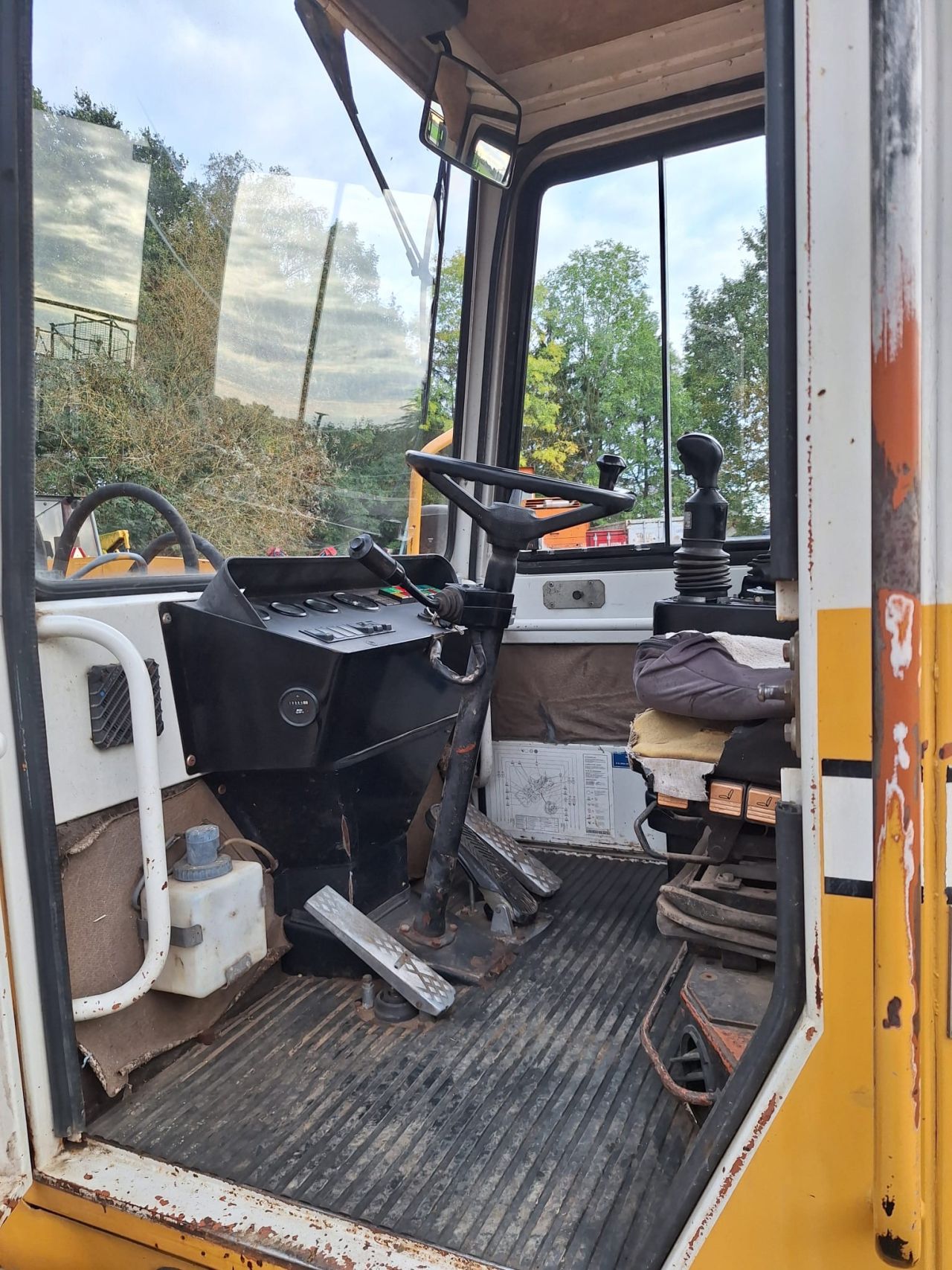 Te koop Liebherr L521