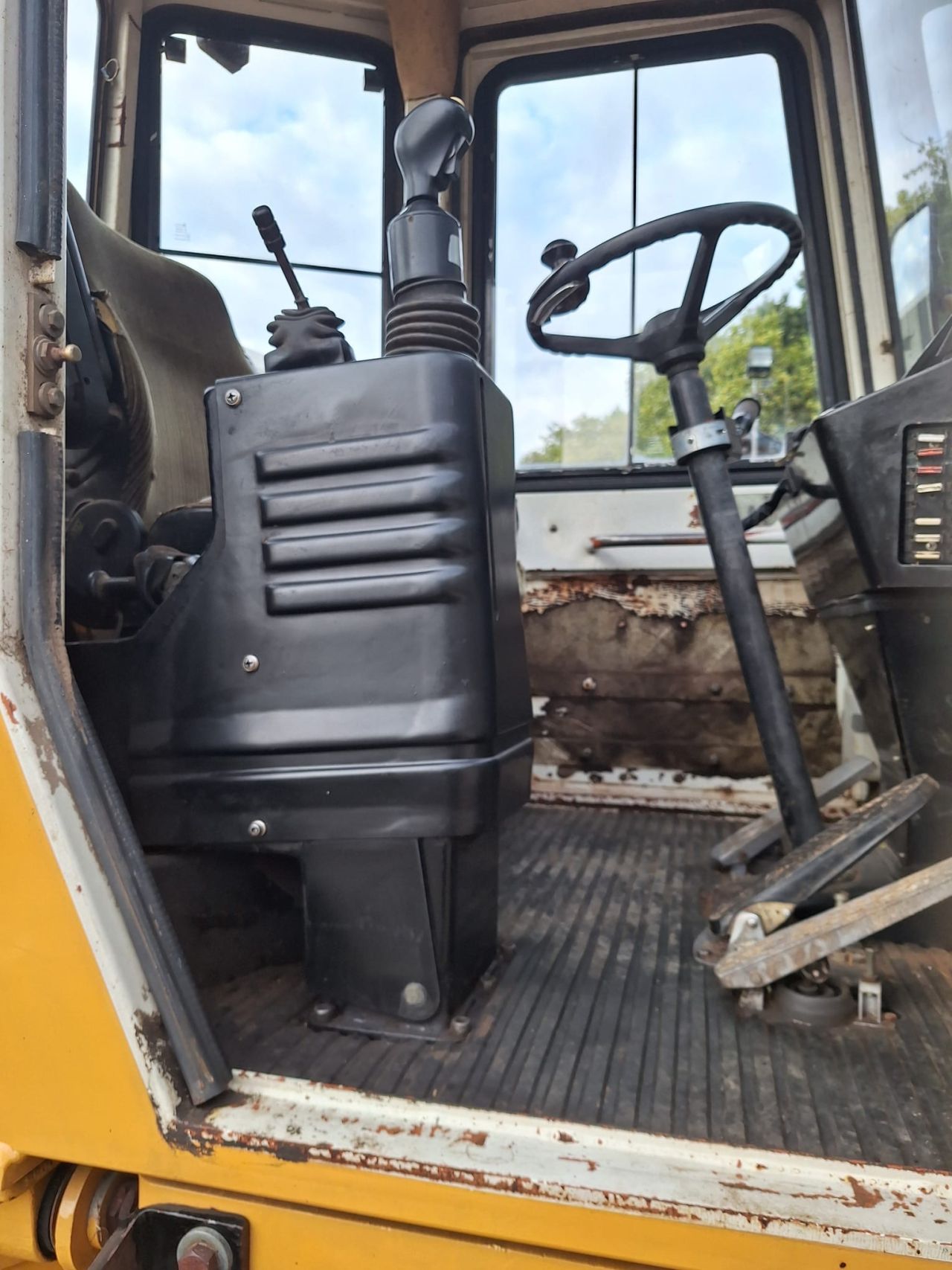 Te koop Liebherr L521