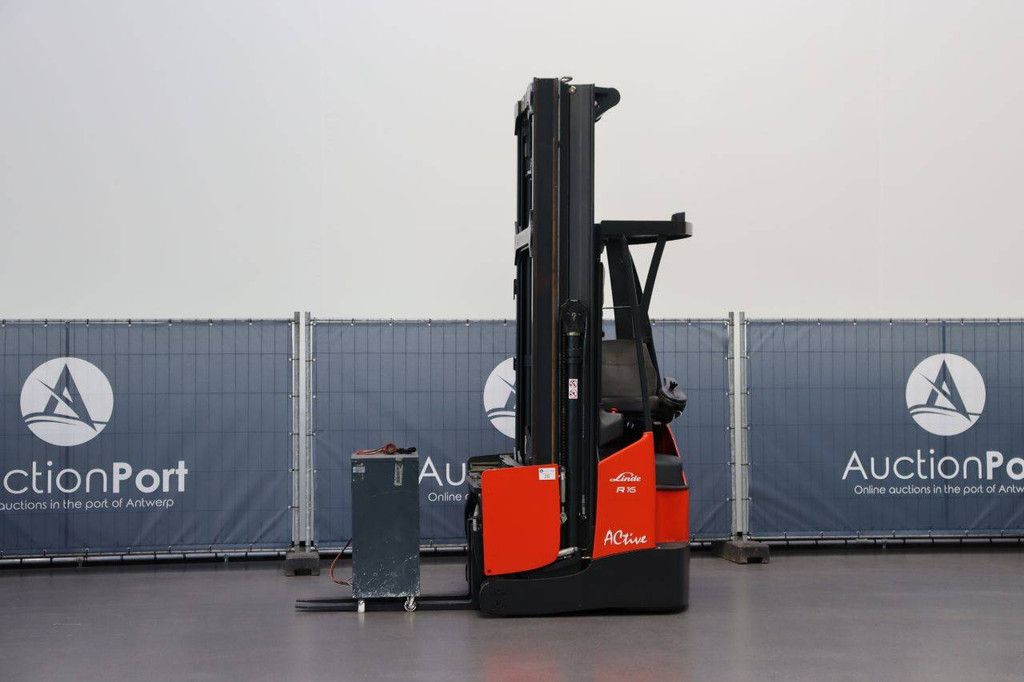 Linde R16X-03 Electric Reach Truck 1600kg 8.4m 2017