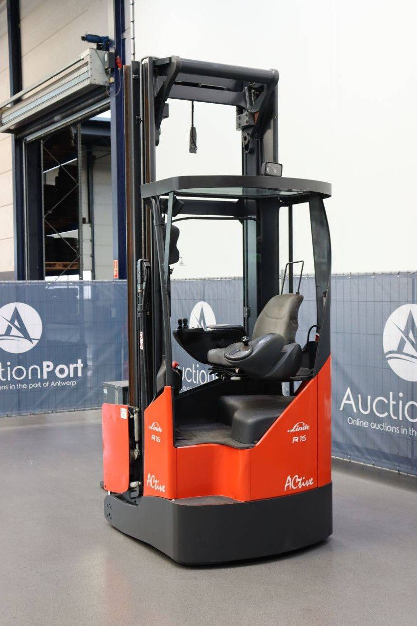 Linde R16X-03 Electric Reach Truck 1600kg 8.4m 2017