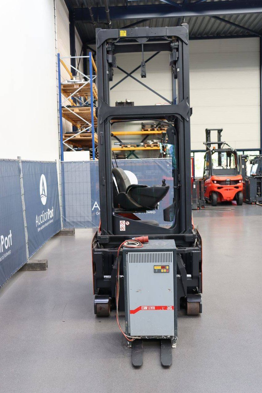 Linde R16X-03 Electric Reach Truck 1600kg 8.4m 2017