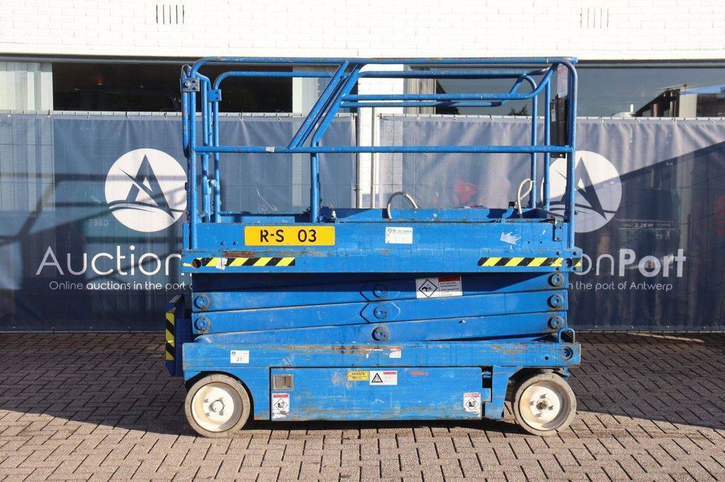 Scissor Lift Upright X26N Electric 9.92m 2000