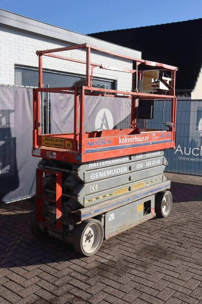 Schaarhoogwerker SkyJack SJ3226 Elektrisch 9.9m