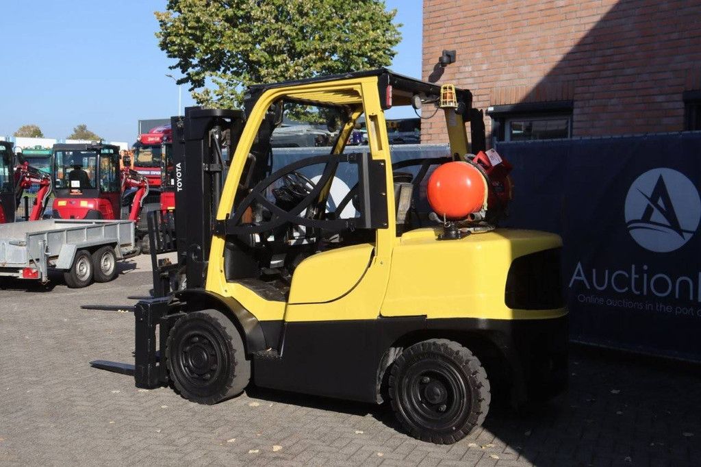 Forklift Hyster H4.0FT5 LPG+Diesel 3830kg 3.05m 2019