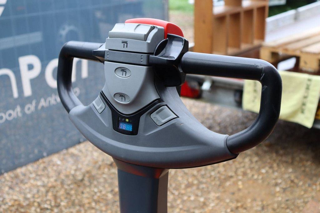 Toyota SWE160L Electric Stacker 1600kg 5.4m 2020